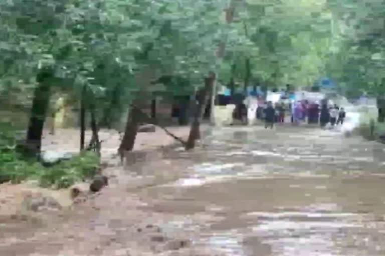 Cloud burst in Kulgam jammu kashmir