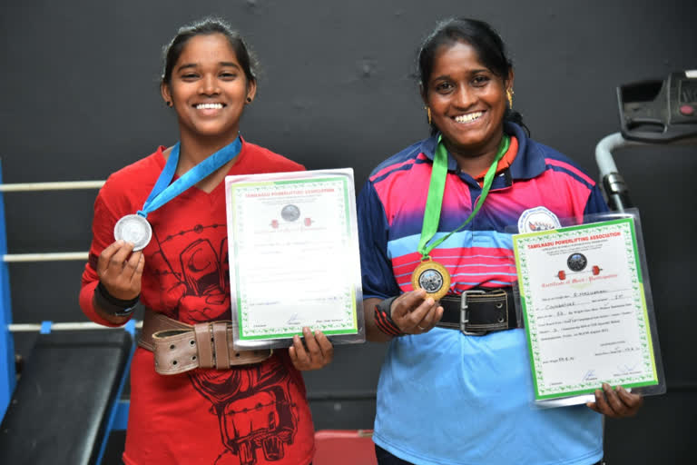 Domestic help mom, her school going daughter win laurels in weightlifting