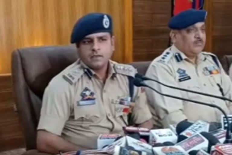 Ssp jammu addressed press conference over the demise of six people in Jammu Sidra