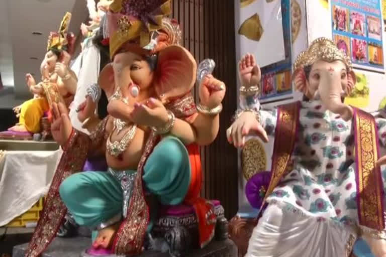 Ganesh idols affecting business of Hyderabad vendors