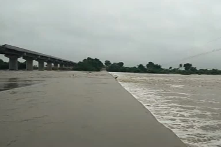 Raravi river low level bridge inundation