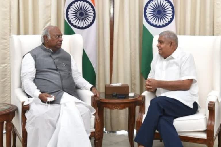 Mallikarjun Kharge calls on Vice President Jagdeep Dhankhar