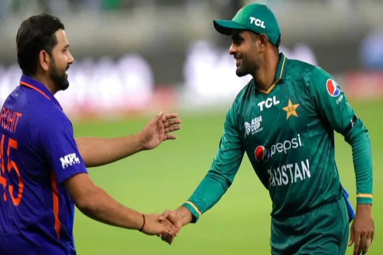 Asia cup 2022  Wasim Akram points out Babar Azam s mistake  Wasim Akram  Babar Azam  India vs Pakistan  Asia cup  hardik pandya  mohammad nawaz  വസീം അക്രം  മുഹമ്മദ് നവാസ്  ഏഷ്യ കപ്പ്  ബാബര്‍ അസം  ഹാര്‍ദിക് പാണ്ഡ്യ  ഇന്ത്യ vs പാകിസ്ഥാന്‍  ബാബറിന്‍റെ പിഴവ് ചൂണ്ടിക്കാട്ടി വസീം അക്രം