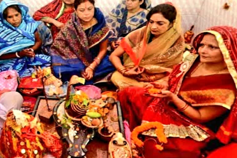 Hartalika Teej 2022 vrat pujan vidhi and benefits to married couple