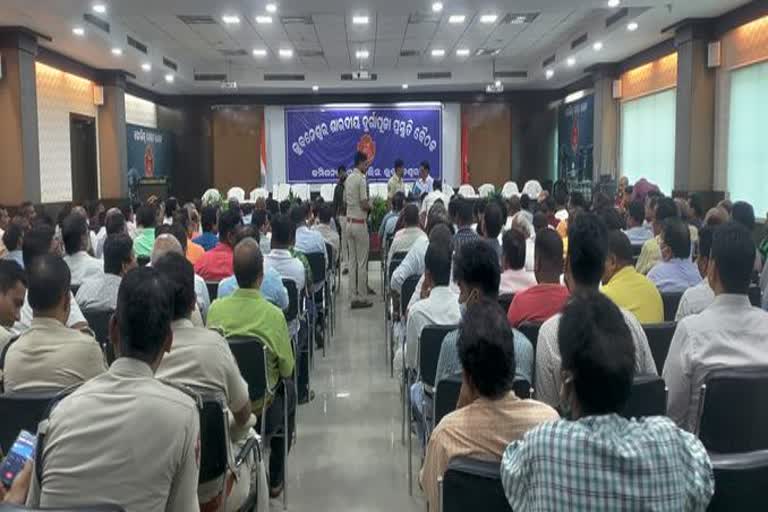 commissionerate police meeting with bhubaneswar puja committee for ganesh puja