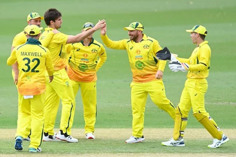 Australia wins second ODI, clinches series against Zimbabwe