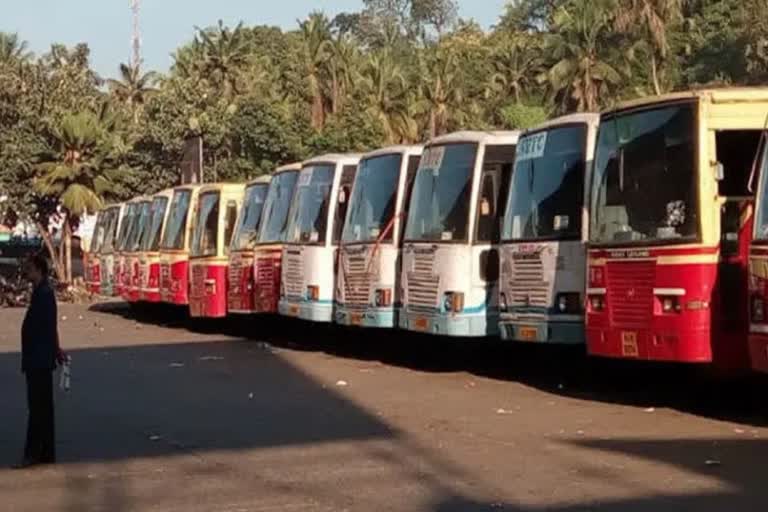 meeting was held antony raju and cheif minister  antony raju and cheif minister meeting  ksrtc salary crisis  discuss ksrtc salary crisis  ksrtc salary crisis latest news  latest news about ksrtc  latest updation abiut ksrtc salary crisi  കെഎസ്ആർടിസിയിലെ ശമ്പള പ്രതിസന്ധി  മുഖ്യമന്ത്രിയുമായി കൂടികാഴ്‌ച നടത്തി  ഗതാഗത മന്ത്രി ആന്‍റണി രാജു  നിയമസഭയിലെ മുഖ്യമന്ത്രിയുടെ ഓഫീസില്‍  പിണറായി വിജയനുമായി കൂടിക്കാഴ്‌ച നടത്തി  തൊഴിലാളി യൂണിയനുകളുമായി ചർച്ച നടന്നേക്കും  സിംഗിൾ ഡ്യൂട്ടി സംവിധാനം  സിംഗിൾ ബെഞ്ച് ഉത്തരവ്  കെഎസ്ആർടിസി ശമ്പള പ്രതിസന്ധി  കെഎസ്ആർടിസി ഏറ്റവും പുതിയ വാര്‍ത്ത  കെഎസ്ആർടിസി ഇന്നത്തെ പ്രധാന വാര്‍ത്തകള്‍  തിരുവനന്തപുരം ഇന്നത്തെ പ്രധാന വാര്‍ത്ത  ഏറ്റവും പുതിയ വാര്‍ത്ത