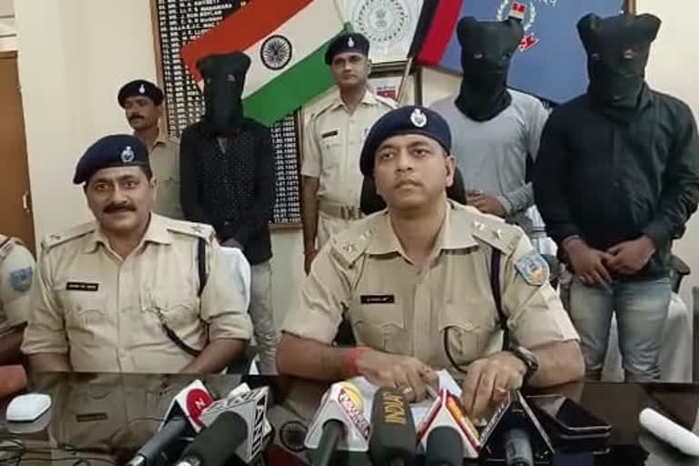 Arms smugglers arrested by Ranchi police