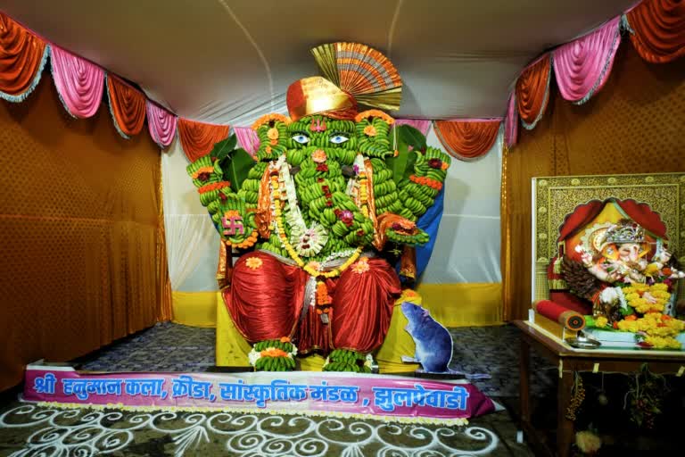 201 Ganesha idol from a dozen bananas