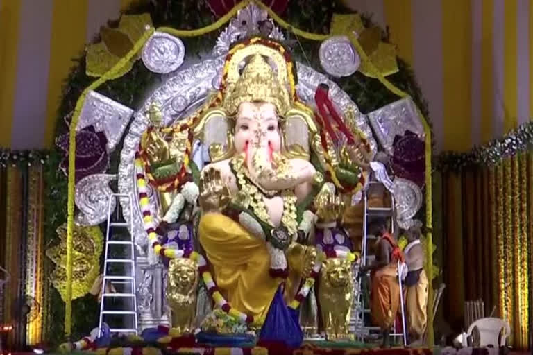 Lord Ganesh idol adorned with 66 kg of Gold & 295 kg of Silver in Mumbai