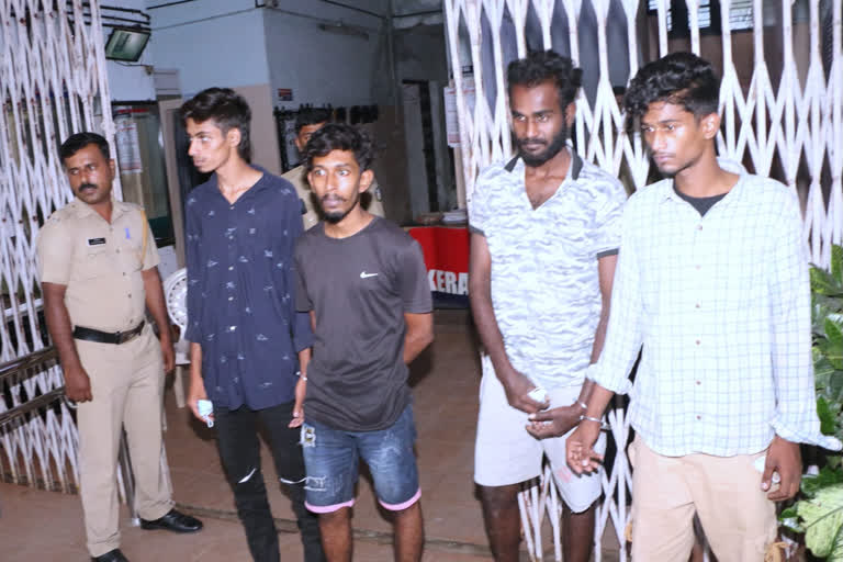 PALAKKAD SUVEESH MURDER CASE  പാലക്കാട്ടെ സുവീഷിന്‍റെ കൊലപാതകം  Four more people were arrested in suveesh murder  യാക്കരപ്പുഴയിൽ യുവാവിന്‍റെ മൃതദേഹാവശിഷ്‌ടം  സുവീഷിന്‍റെ കൊലപാതകത്തിൽ നാല് പേർ കൂടി അറസ്റ്റിൽ