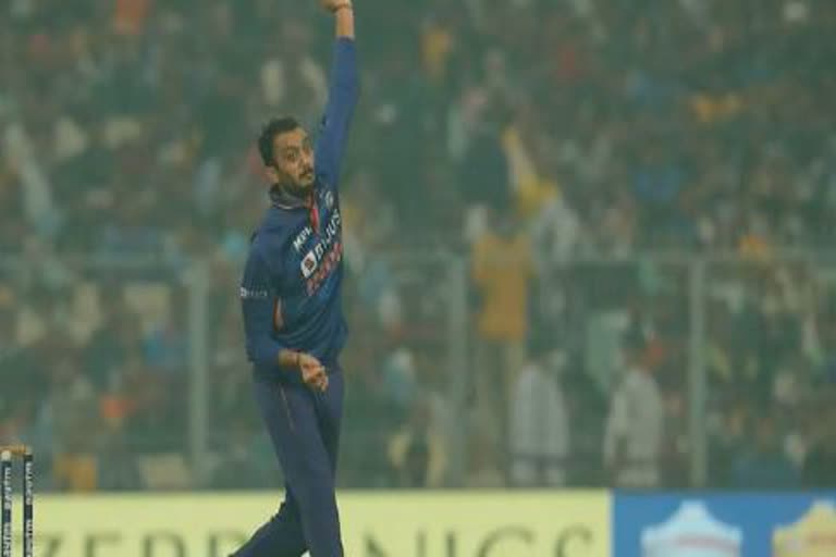 Asia Cup 2022  Axar Patel replaces Ravindra Jadeja  रवींद्र जडेजा की जगह अक्षर पटेल एशिया कप टीम में