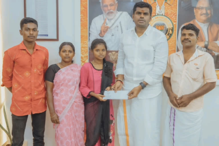 ஈடிவி பாரத் செய்தி எதிரொலி... காணி பழங்குடி மாணவிக்கு உதவிக்கரம் நீட்டிய அண்ணாமலை...