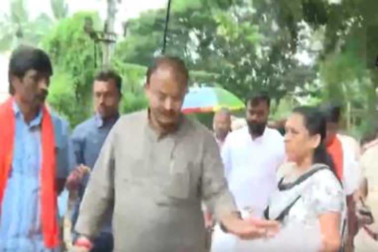 Caught on cam: Karnataka BJP MLA Aravind Limbavali verbally abuses woman