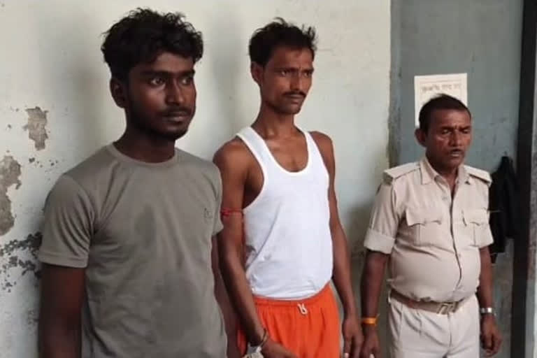 सरकारी चावल के साथ दो गिरफ्तार