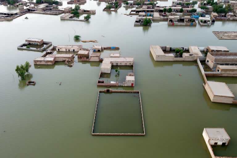 Flood-hit Pakistan appeals for urgent aid from international community; death toll climbs to 1,265