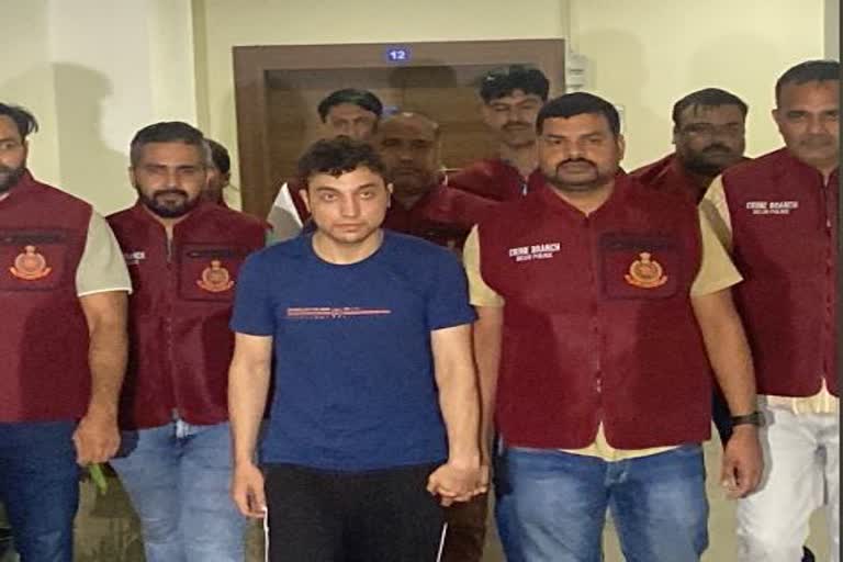 GUJARAT ATS ARRESTED A MAN WITH 4 KG HEROIN FROM DELHIEtv Bharat