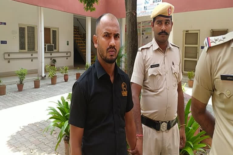 illegal recovery accused arrested in Panchkula