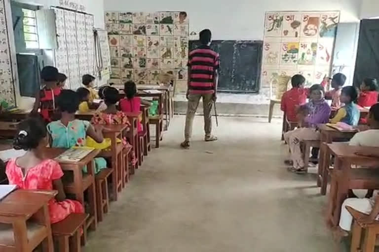 Free lesson in Santali language to tribal students in Kanksa