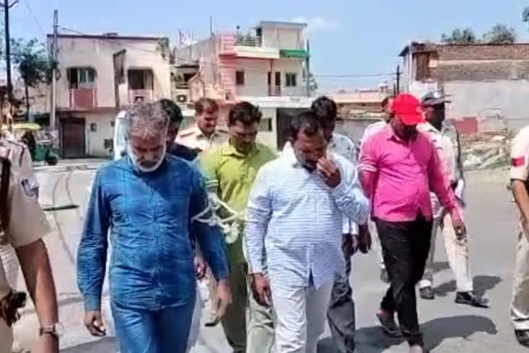 Ujjain Procession gamblers