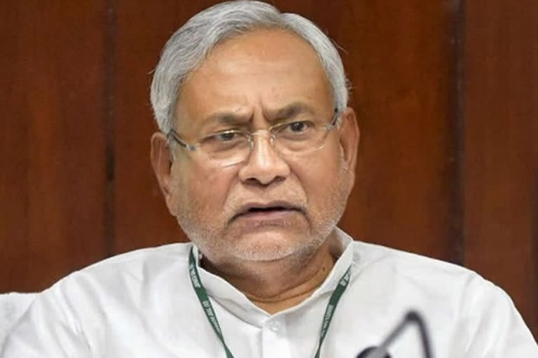 Neither claimant nor desirous for PM's post, time for united oppn: Nitish Kumar