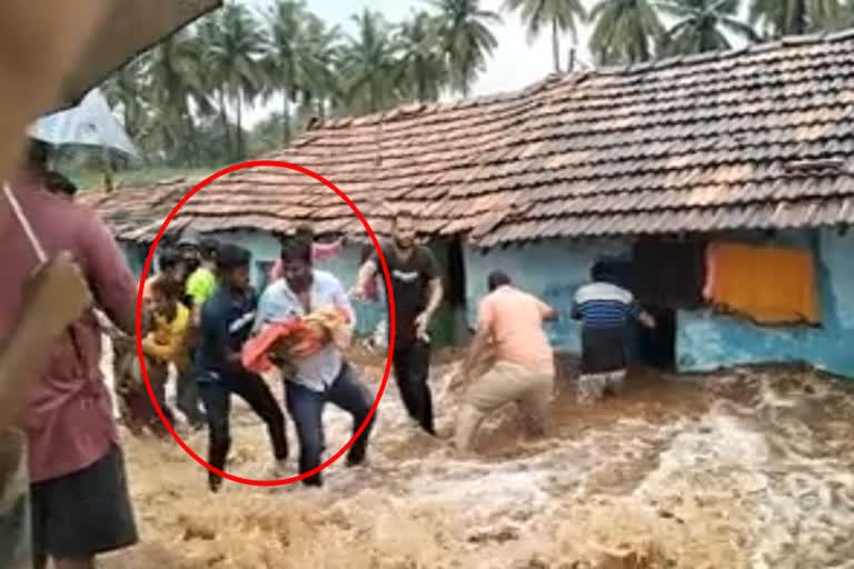 Women and 12 day old baby rescue at Gokak