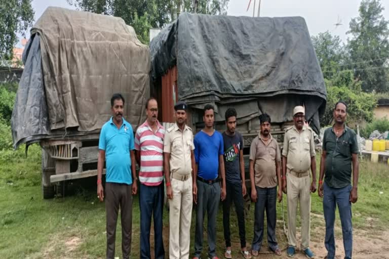 illegal liquor seized in Giridih