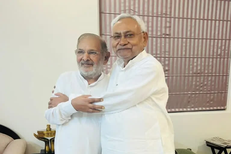 Bihar CM Nitish Kumar meets CPI-ML leader Dipankar Bhattacharya in Delhi