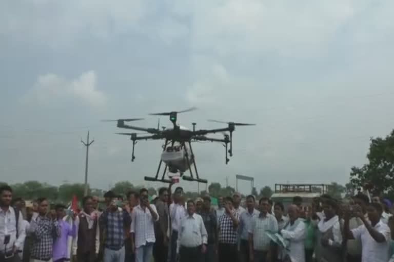 Drone demo shown to farmer