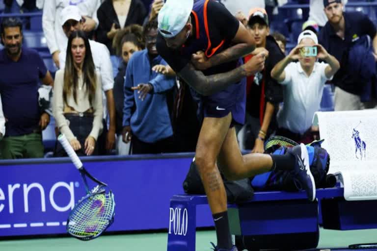 Nick Kyrgios  Nick Kyrgios break racket  US Open  Karen Khachanov  യുഎസ്‌ ഓപ്പണ്‍  നിക്ക് കിർഗിയോസ്  യുഎസ്‌ ഓപ്പണില്‍ നിന്നും നിക്ക് കിർഗിയോസ് പുറത്ത്  റാക്കറ്റ് തകര്‍ത്ത് നിക്ക് കിർഗിയോസ് വീഡിയോ  കരേന്‍ ഖച്ചനോവ്