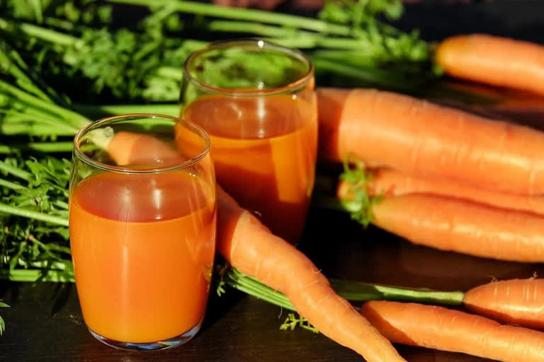 Carrot juice benefits from heart health to boosting immunity and lowering blood sugar