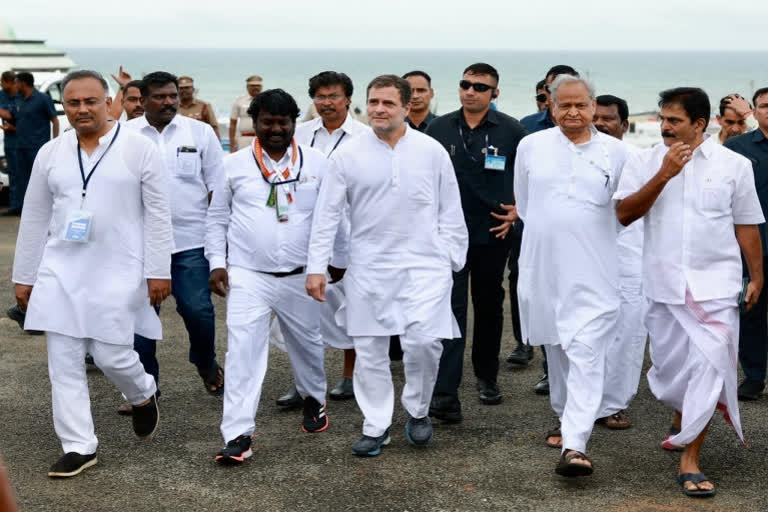 Rahul Gandhi flags off 'Bharat Jodo Yatra' from Kanyakumari