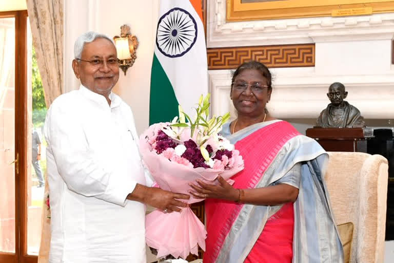 cm nitish kumar meets president