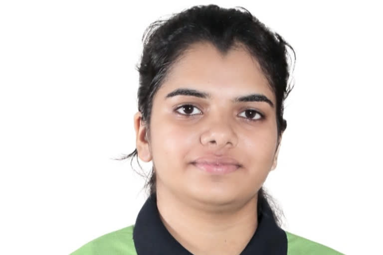 Tanishka from kota tops NEET