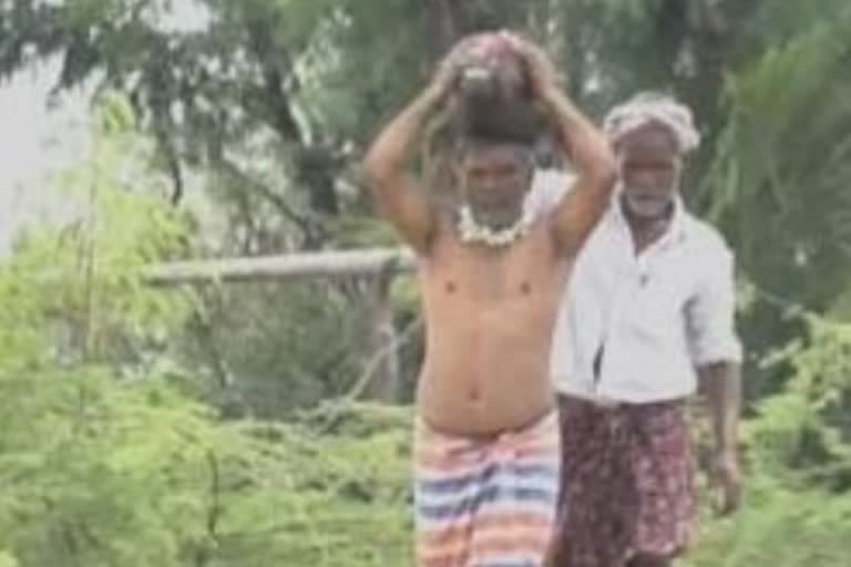 Villagers sacrificed buffalo to overflowed lake