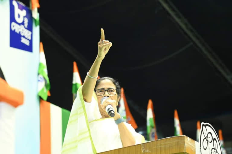 Nitish Kumar, Hemant Soren, Akhilesh Yadav and I will fight 2024 polls together, says Mamata Banerjee