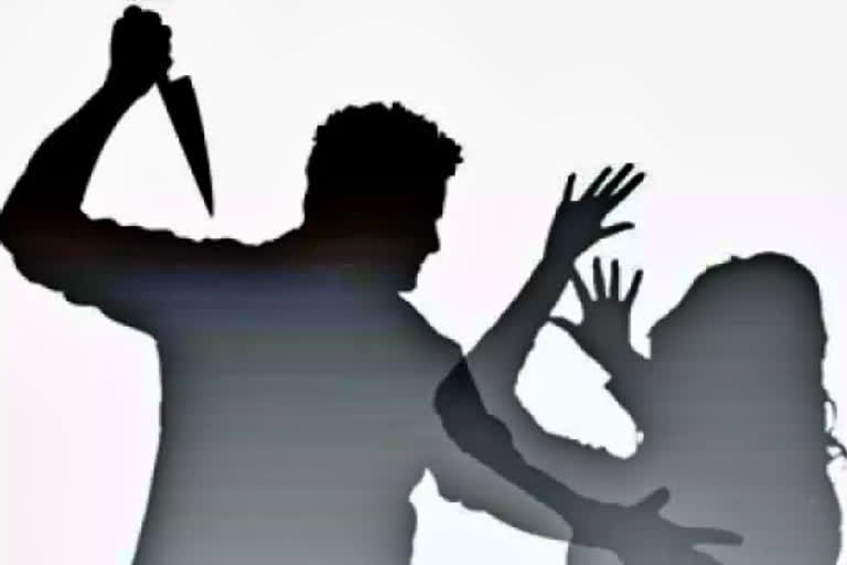 A maniac who killed a young woman for not loving her in wanaparthy district
