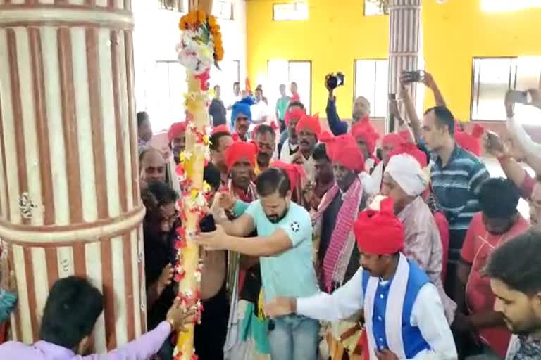 Bastar Dussehra Dehri Gadai ceremony