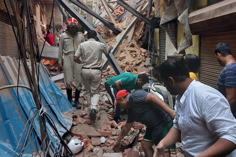 Delhi Building Collapsed