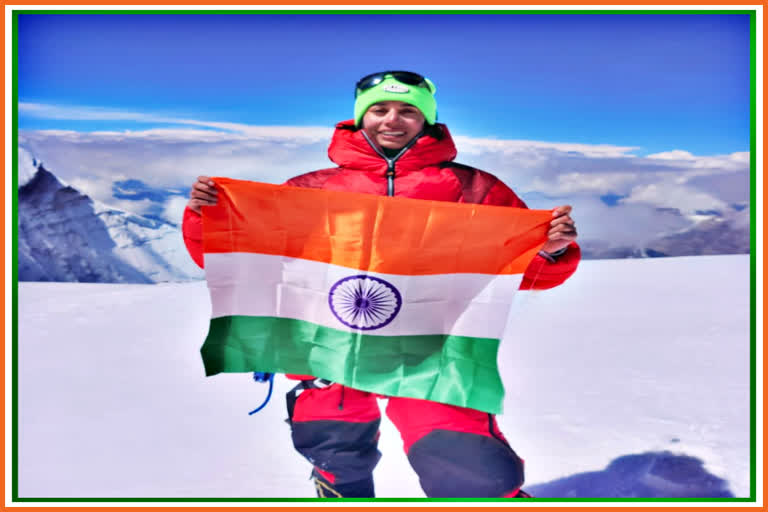Ishani of Kullu conquered Kargil Kun Peak