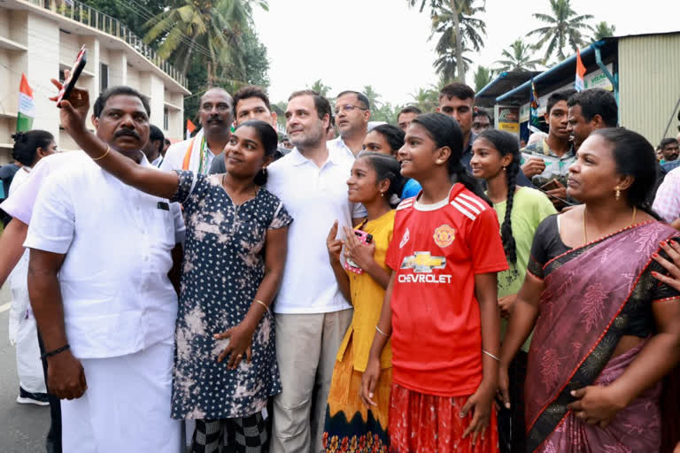 ഭാരത് ജോഡോ യാത്ര  ഭാരത് ജോഡോ യാത്ര കേരളത്തില്‍  ഭാരത് ജോഡോ യാത്ര കേരളം  രാഹുല്‍ ഗാന്ധി ഭാരത് ജോഡോ യാത്ര  കെപിസിസി ഭാരത് ജോഡോ യാത്ര  Rahul Gandhi  Bharat jodo yatra  Bharat jodo yatra day 4  Bharat jodo yatra in kerala