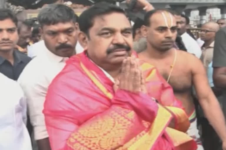 திருப்பதியில் எடப்பாடி பழனிசாமி தரிசனம்