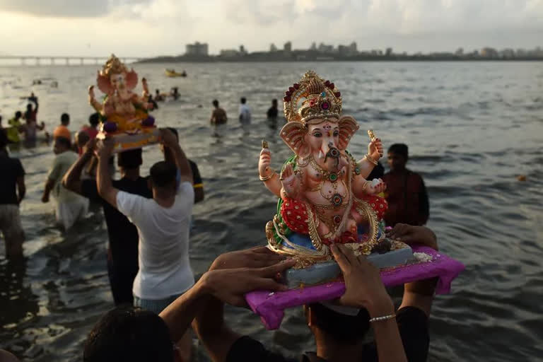 more than 38000 idols immersed till Saturday morning in Mumbai after completing of Ganesh Chaturthi 2022