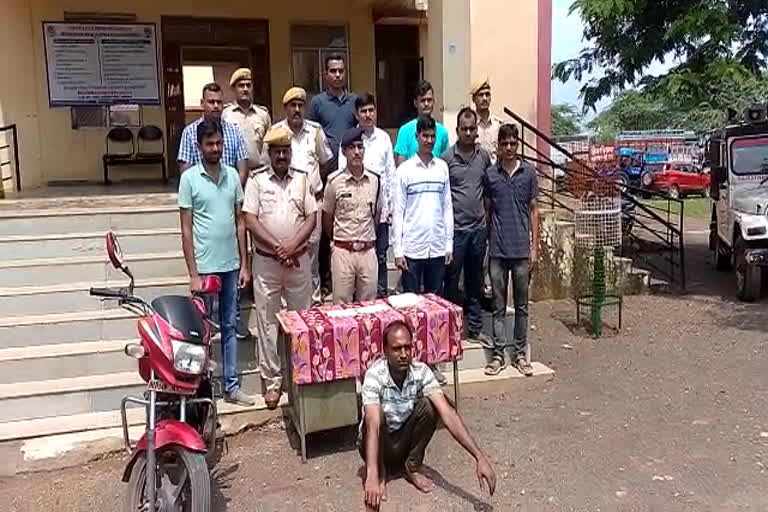Smuggler arrested in Jhalawar