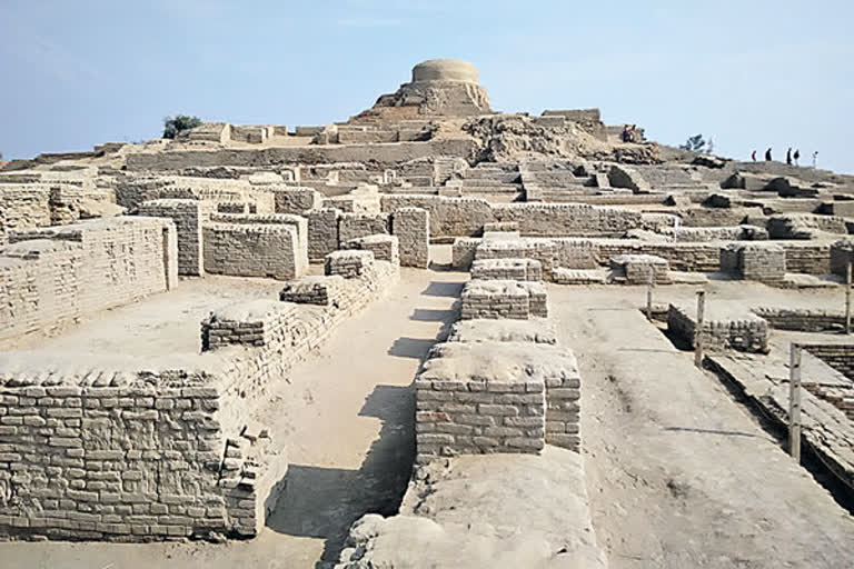 Mohenjo Daro is in threat due to pakistan floods