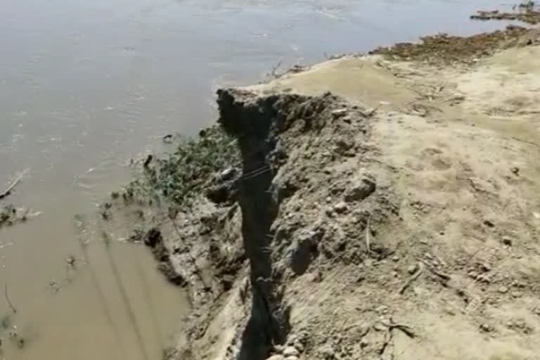 Erosion hits riverside people in Assam