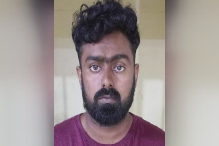 man arrested for sexually assaulting girl calicut  പതിനാറുകാരിയെ കടത്തിക്കൊണ്ടുപോയ കേസ്  ലൈംഗിക അതിക്രമം  sexually assaulting  പ്ലസ് വൺ വിദ്യാർത്ഥിനിയെ കാണാതായെന്ന പരാതി  ലൈംഗിക അതിക്രമം കോഴിക്കോട് സ്വദേശി അറസ്റ്റിൽ  man was arrested for sexual assault  crime news kerala  kerala news  malayalam news  മലയാളം വാർത്തകൾ  കേരള വാർത്തകൾ