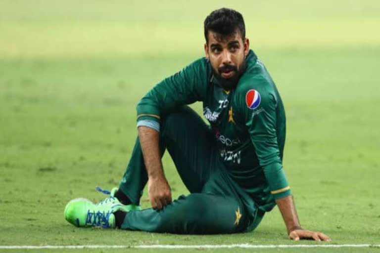 sl vs pak  Shadab Khan  Shadab Khan twitter  Asia Cup  Shadab Khan takes responsibility for Pakistan loss  തോല്‍വിയുടെ ഉത്തരവാദിത്വം ഏറ്റെടുത്ത് ഷദാബ്‌ ഖാന്‍  ഷദാബ്‌ ഖാന്‍  ഏഷ്യ കപ്പ്  ശ്രീലങ്ക vs പാകിസ്ഥാന്‍