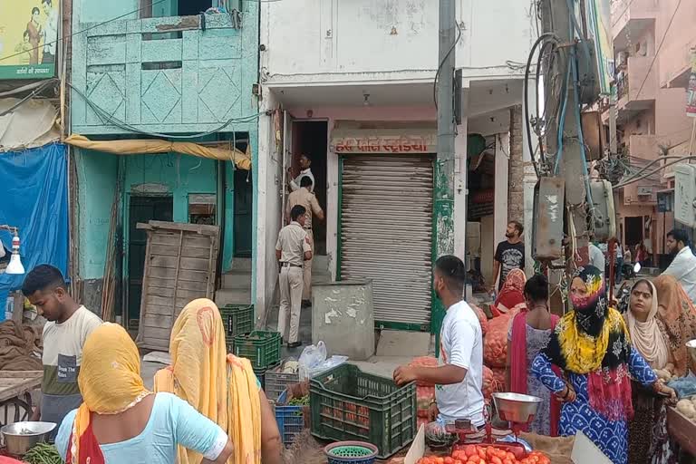 loot in sultanpuri delhi