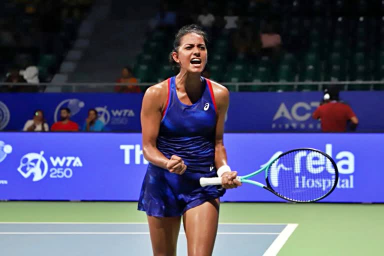 Chennai Open 2022  Chennai Open 2022 WTA 250 tennis tournament  Karman beat Paquet  Karman Kaur Thandi  Karman advanced to the second round  चेन्नई ओपन 2022  चेन्नई ओपन 2022 डब्ल्यूटीए 250 टेनिस टूर्नामेंट  करमन ने पाक्वेट को हराया  करमन कौर थांडी  करमन दूसरे दौर में पहुंची